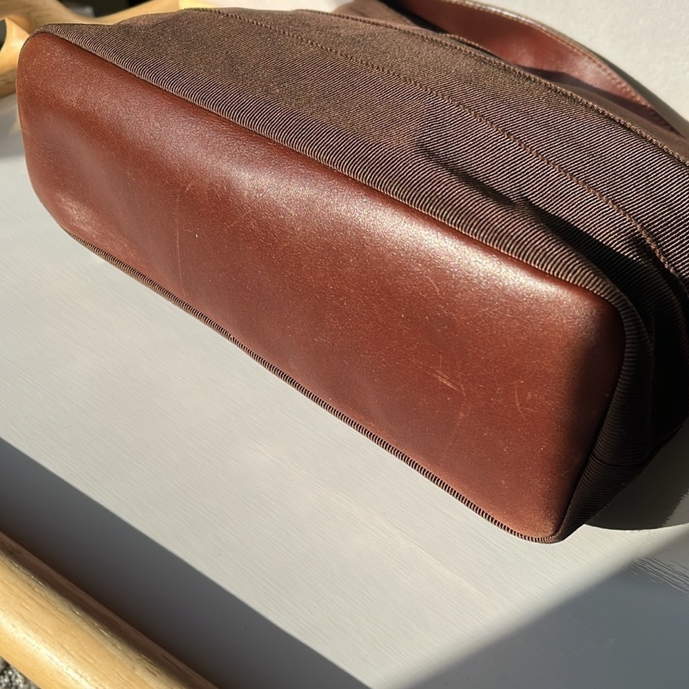Vintage Salvatore Ferragamo Brown Grosgrain Ribbon Leather Brown Shoulder Bag - Picture 4 of 16